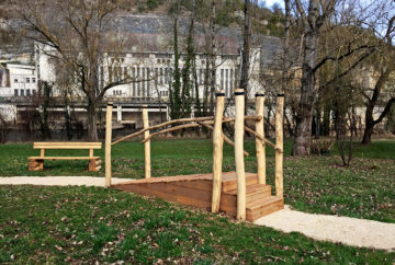 Ehpad Luzech-module escalier avec rampe à échelons
